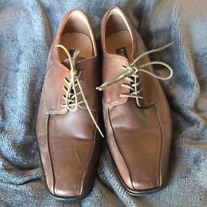 Elegant Brown Leather Derbys